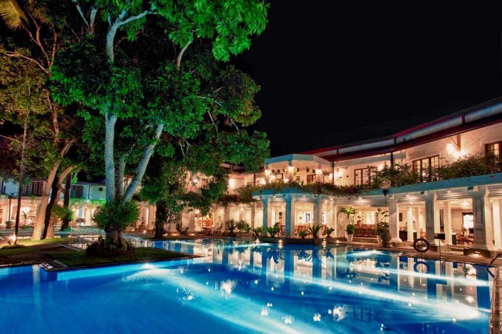 هتل ماهاولی ریچ کندی